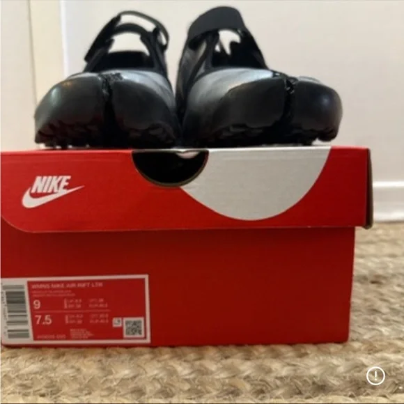 Nike Air Rift Shoes - Picture 4 of 12